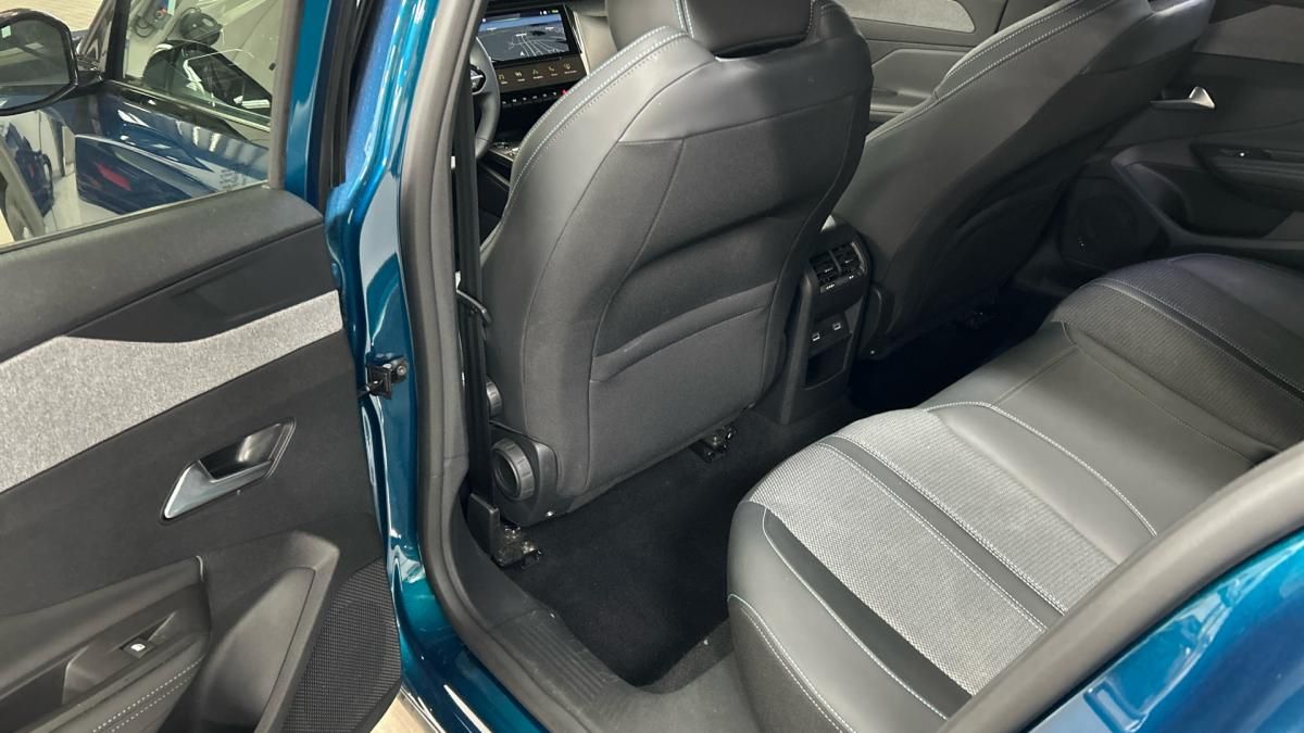 peugeot-408-2025-gasolina-1199cc