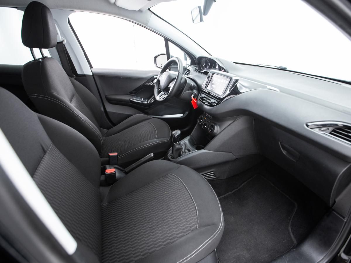peugeot-208-2016-diesel-1560cc