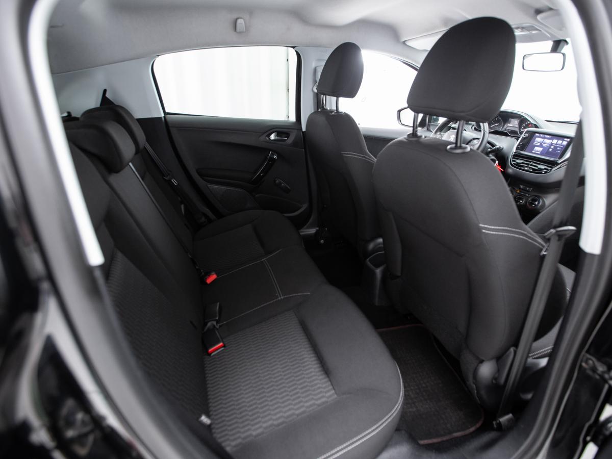peugeot-208-2016-diesel-1560cc