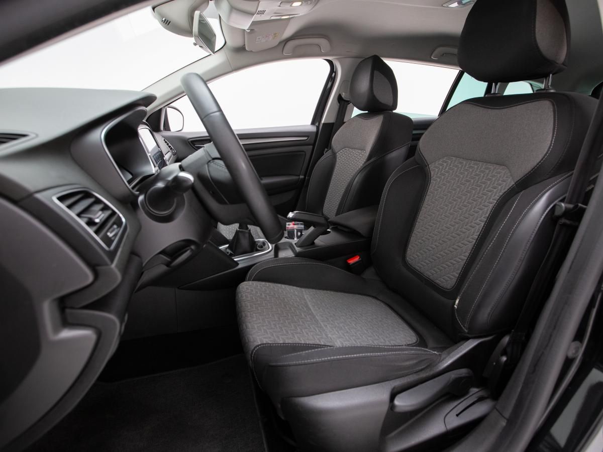 renault-megane-sport-tourer-2021-diesel-1461cc