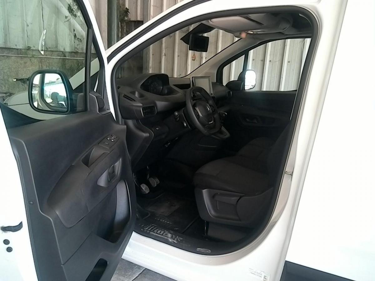 peugeot-partner-2023-diesel-1499cc