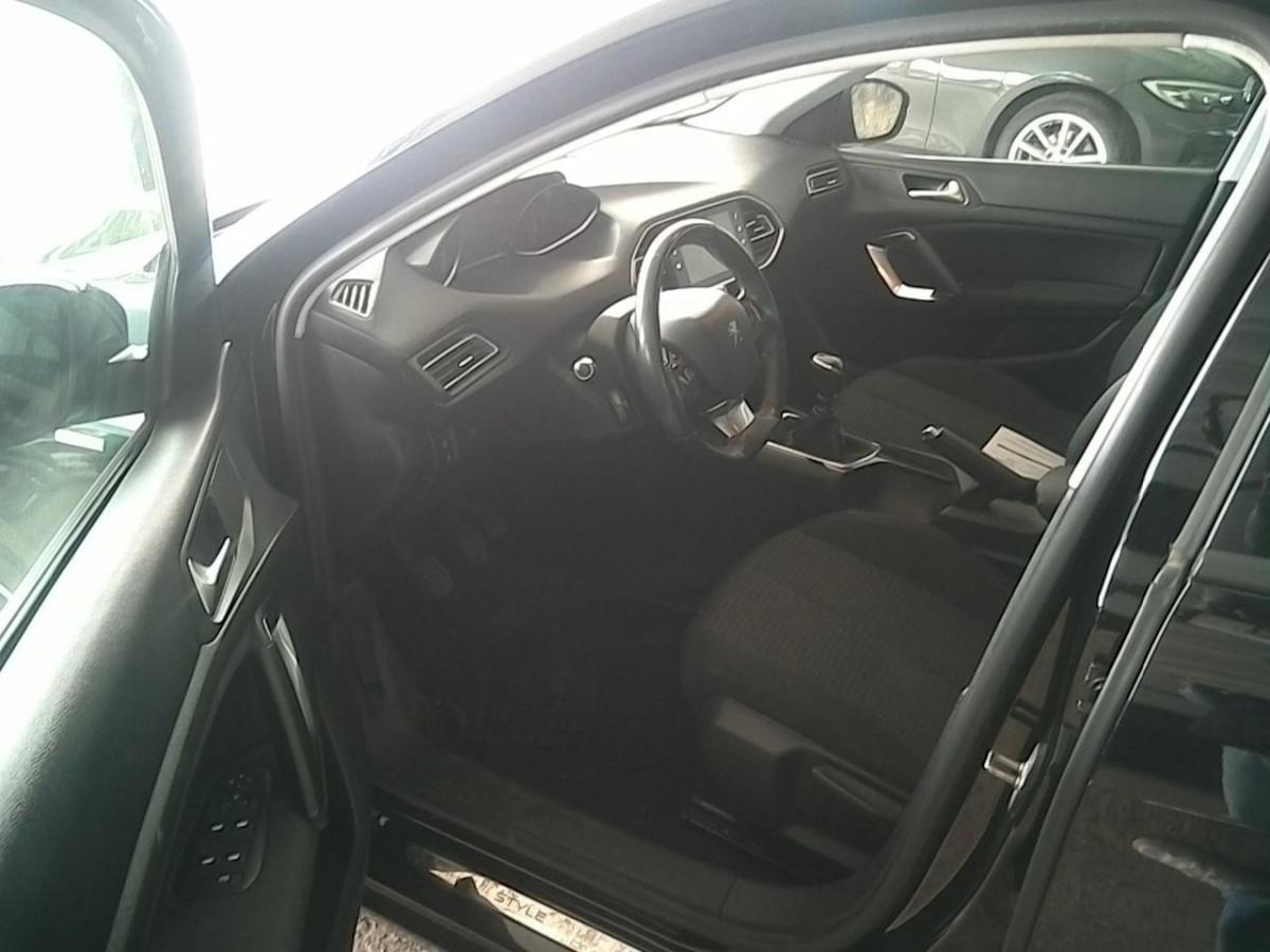 peugeot-308-sw-2020-diesel-1499cc