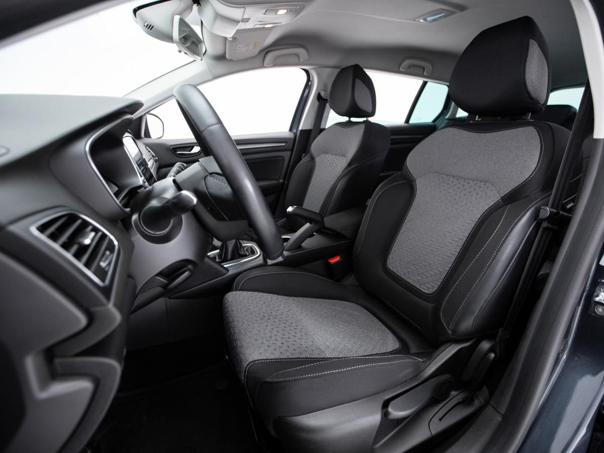 renault-megane-sport-tourer-2022-diesel-1461cc