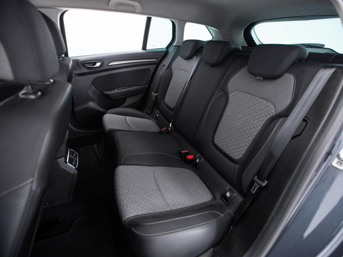 renault-megane-sport-tourer-2022-diesel-1461cc