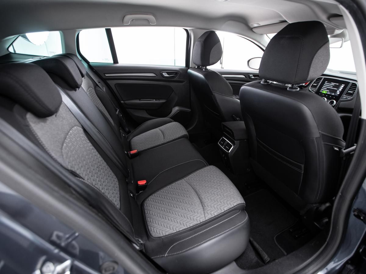 renault-megane-sport-tourer-2022-diesel-1461cc