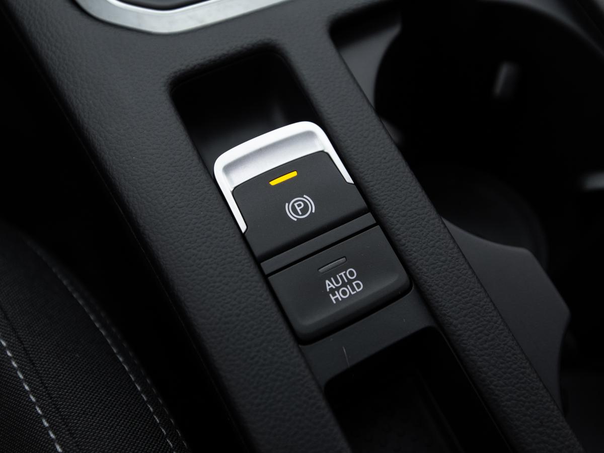 volkswagen-passat-variant-2022-diesel-1968cc