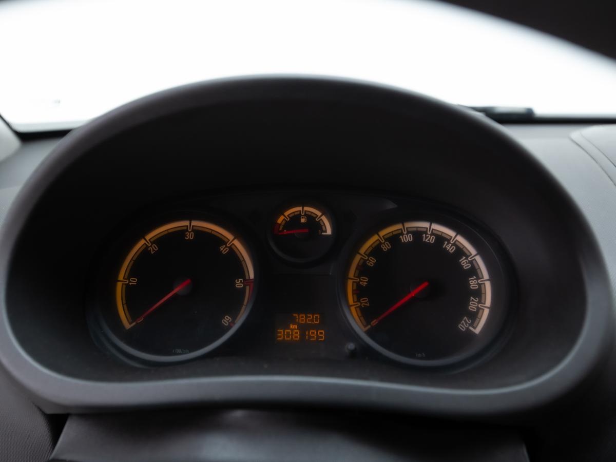 opel-corsa-van-2011-diesel-1248cc