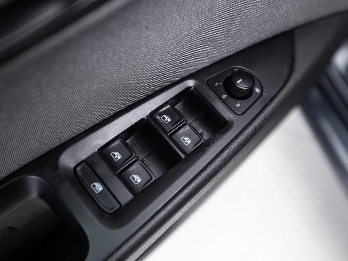 seat-leon-st-2019-diesel-1598cc