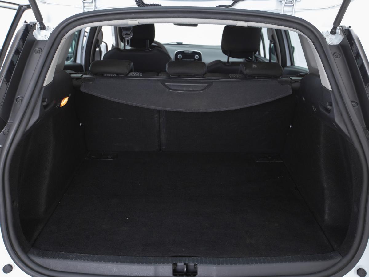 renault-clio-sport-tourer-2017-diesel-1461cc