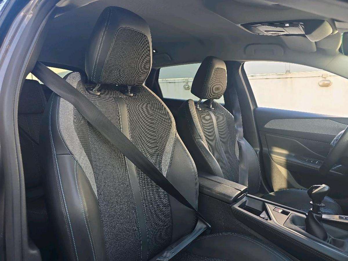 peugeot-308-sw-2022-diesel-1499cc
