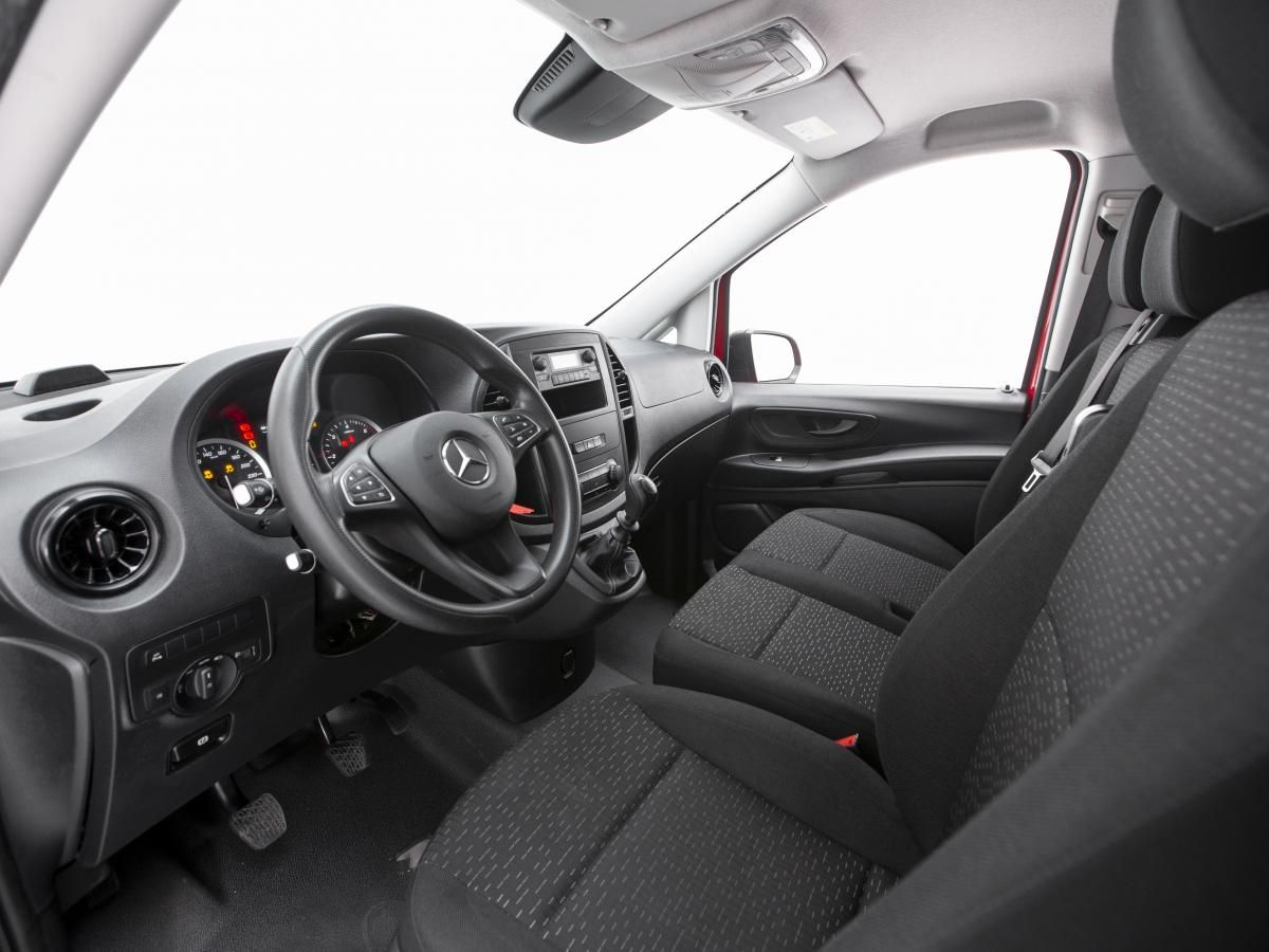 mercedes-benz-vito-2021-diesel-1749cc