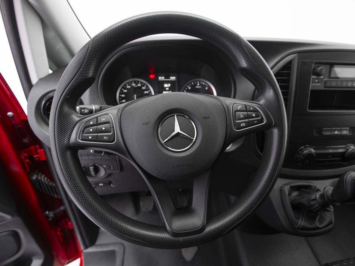 mercedes-benz-vito-2021-diesel-1749cc