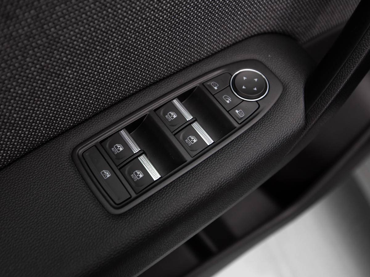renault-captur-2024-gasolina-1332cc
