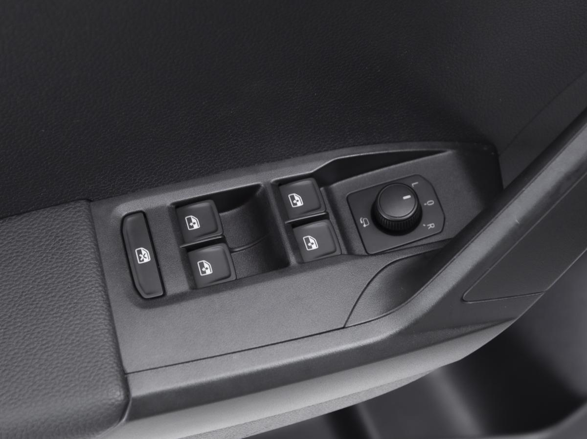 seat-arona-2019-diesel-1598cc