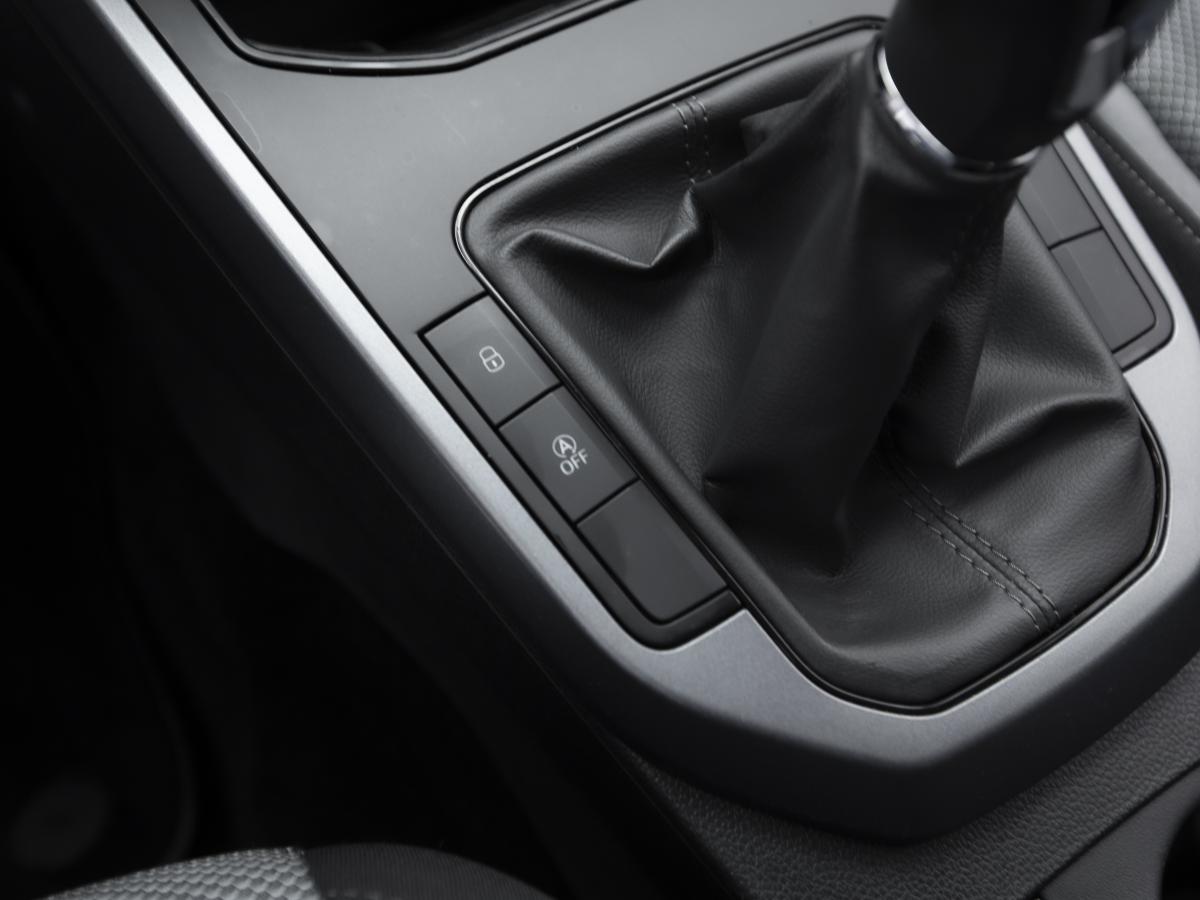 seat-arona-2019-diesel-1598cc