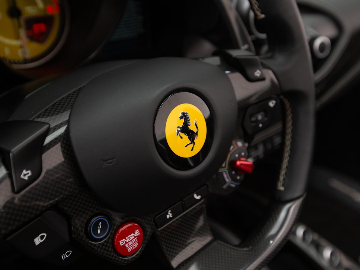 ferrari-f8-tributo-2021-gasolina-3902cc