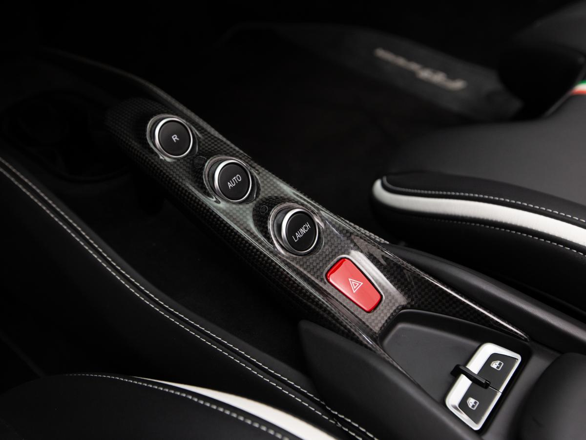 ferrari-f8-tributo-2021-gasolina-3902cc