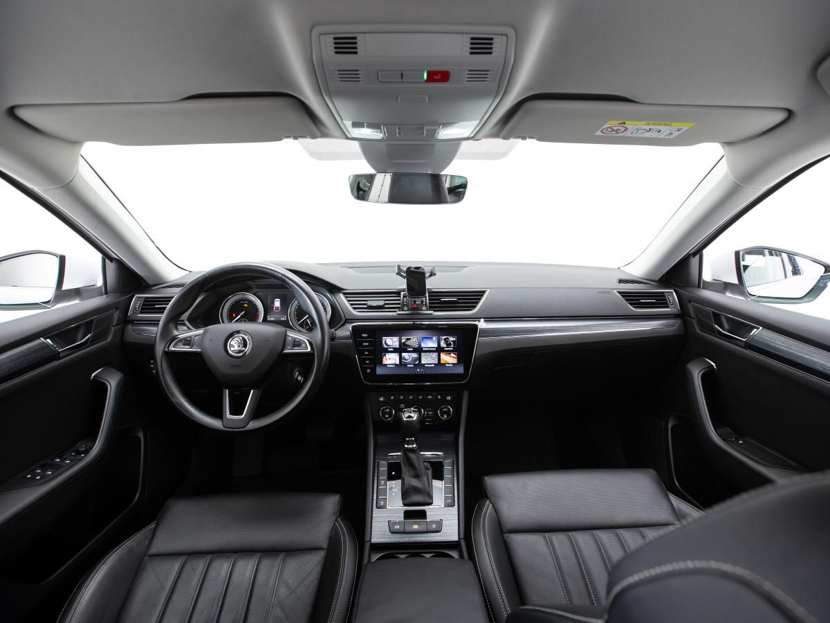 skoda-superb-2020-diesel-1968cc