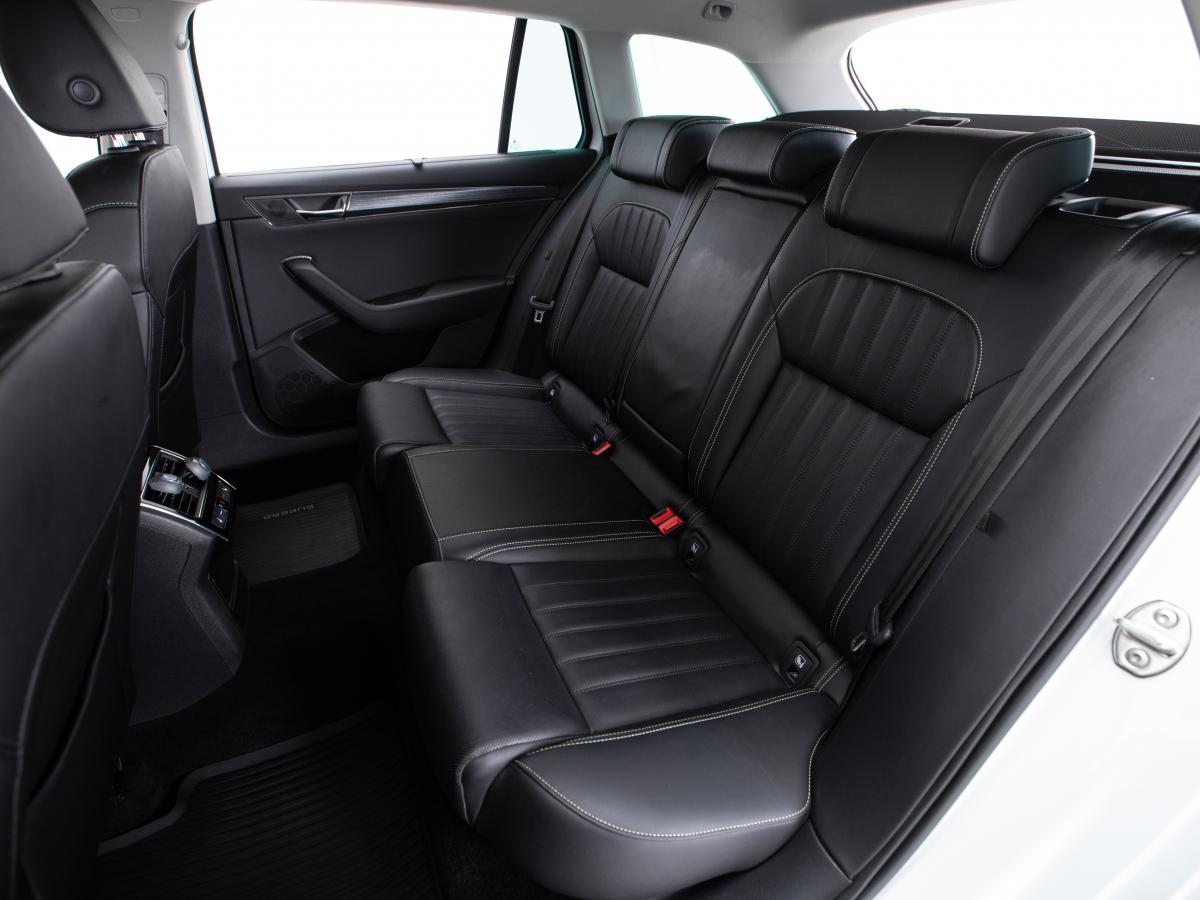 skoda-superb-2020-diesel-1968cc