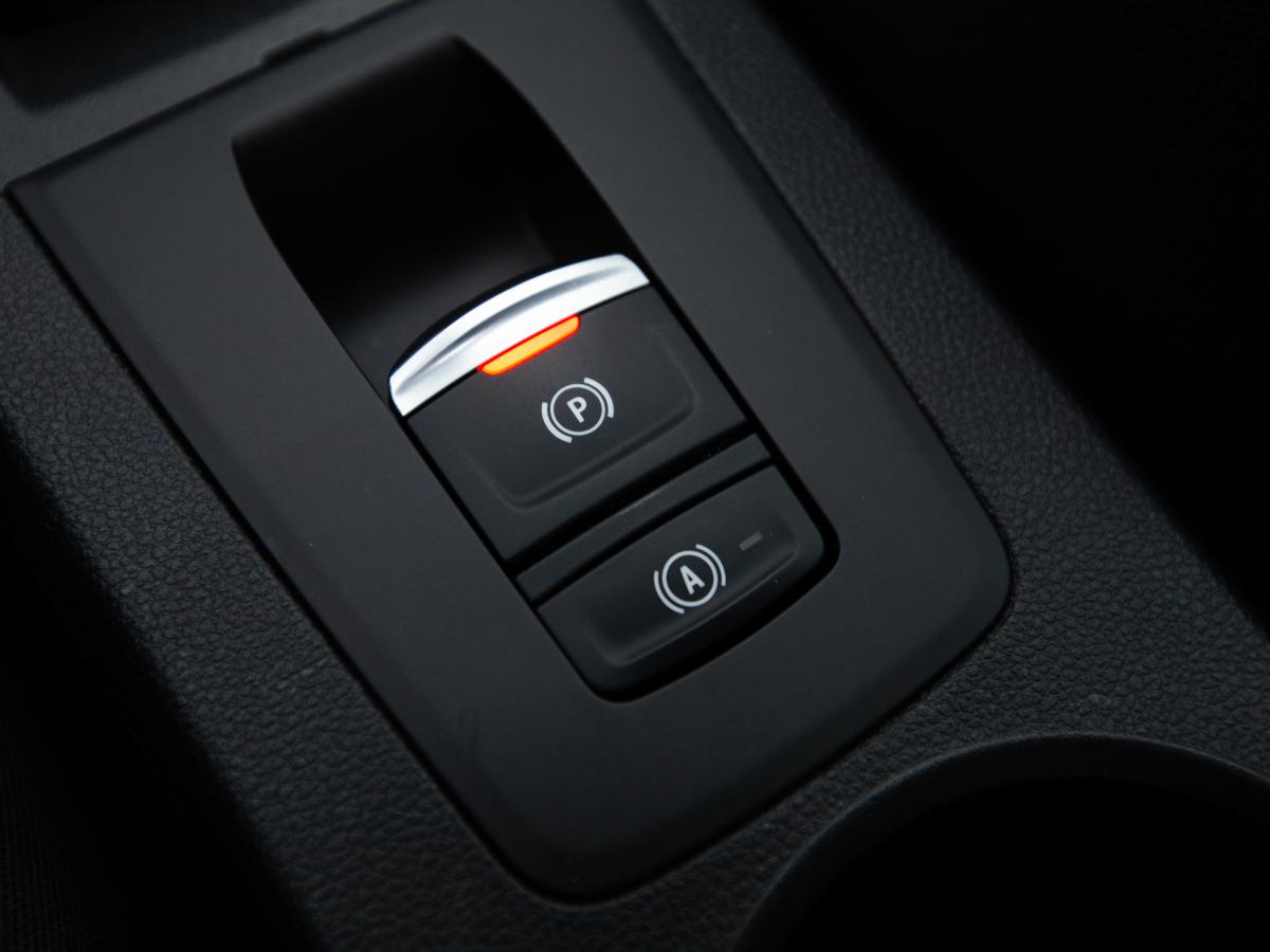 renault-zoe-2021-eletrico-0cc