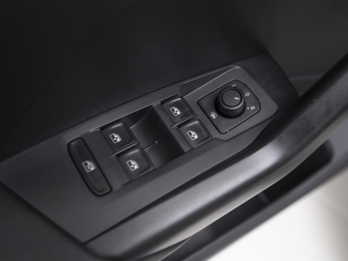 volkswagen-t-cross-2023-gasolina-999cc