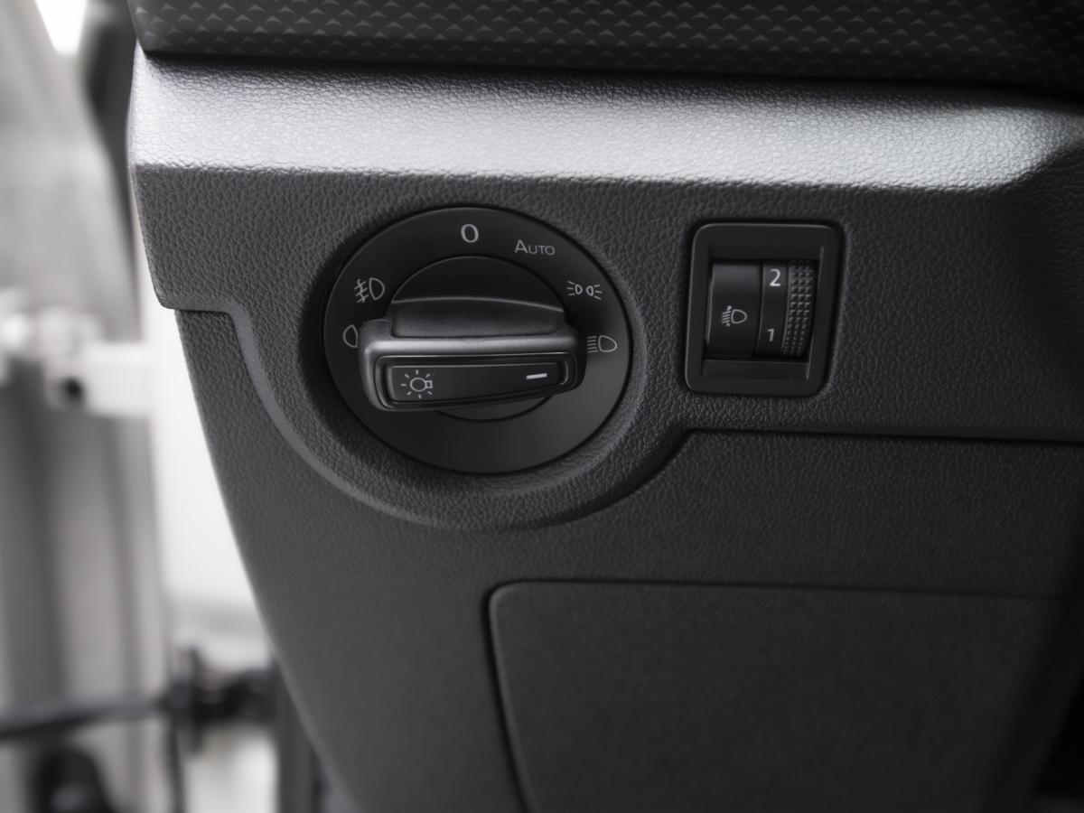 volkswagen-t-cross-2023-gasolina-999cc