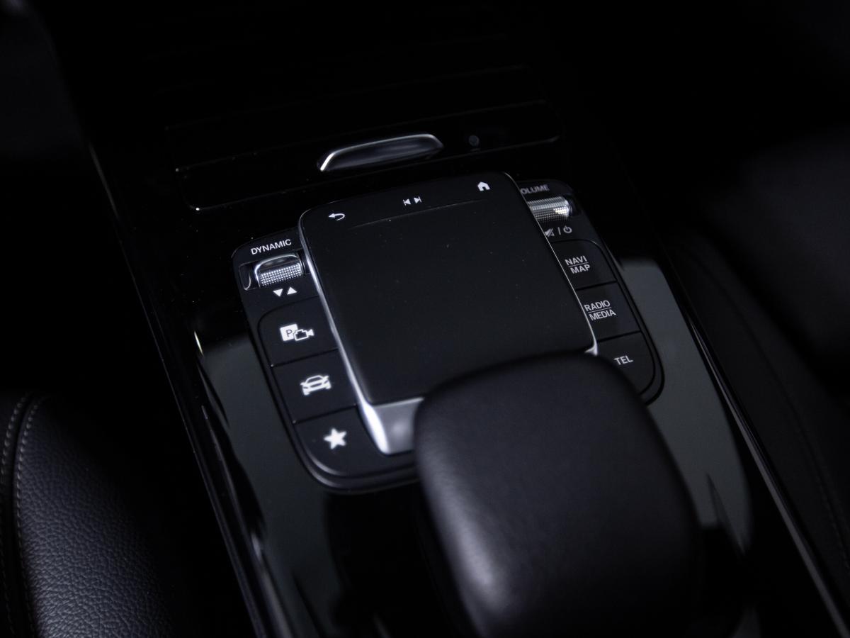 mercedes-benz-cla-2021-hibrido-a-gasolina-1332cc