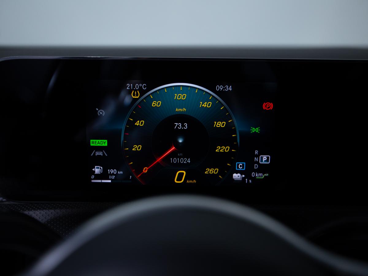 mercedes-benz-cla-2021-hibrido-a-gasolina-1332cc