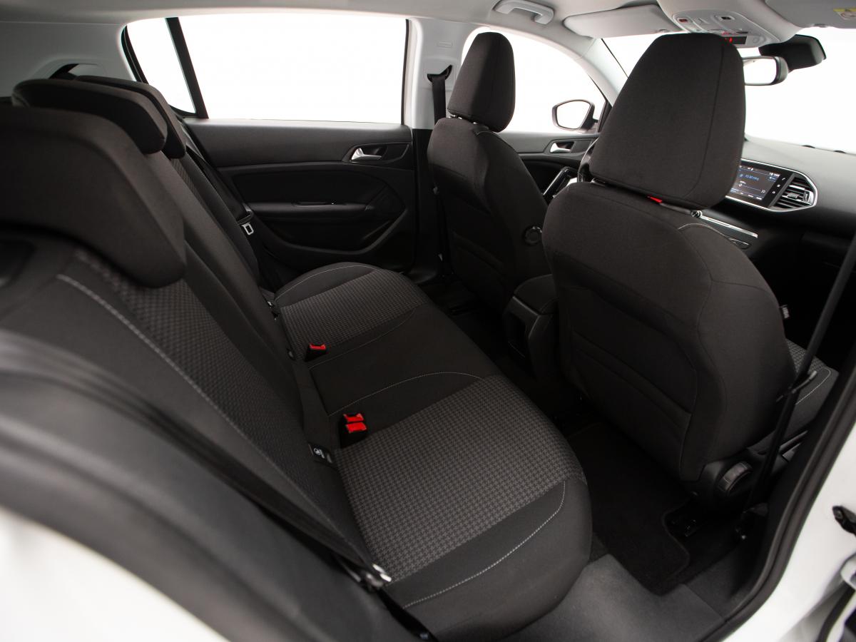 peugeot-308-2019-diesel-1499cc