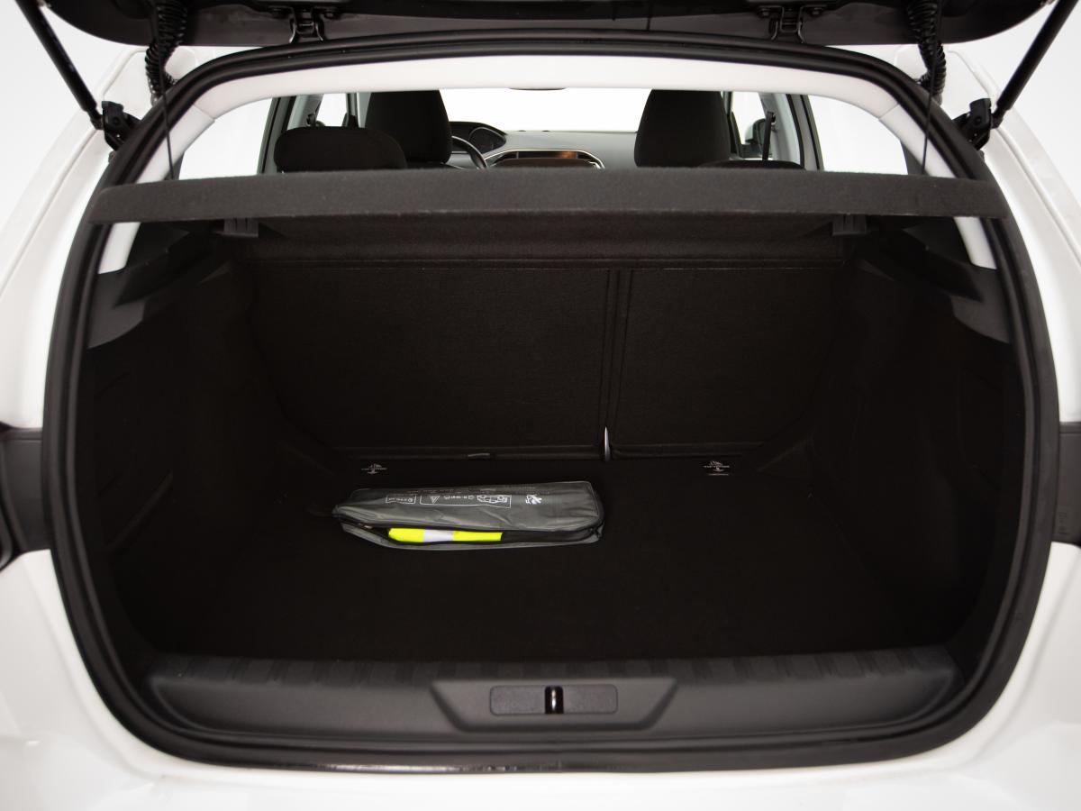 peugeot-308-2019-diesel-1499cc