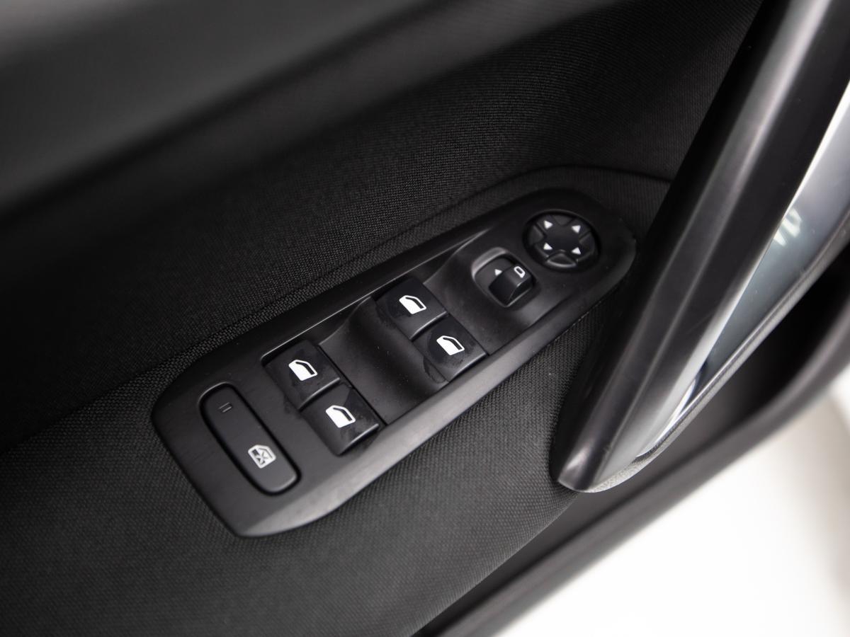 peugeot-308-2019-diesel-1499cc
