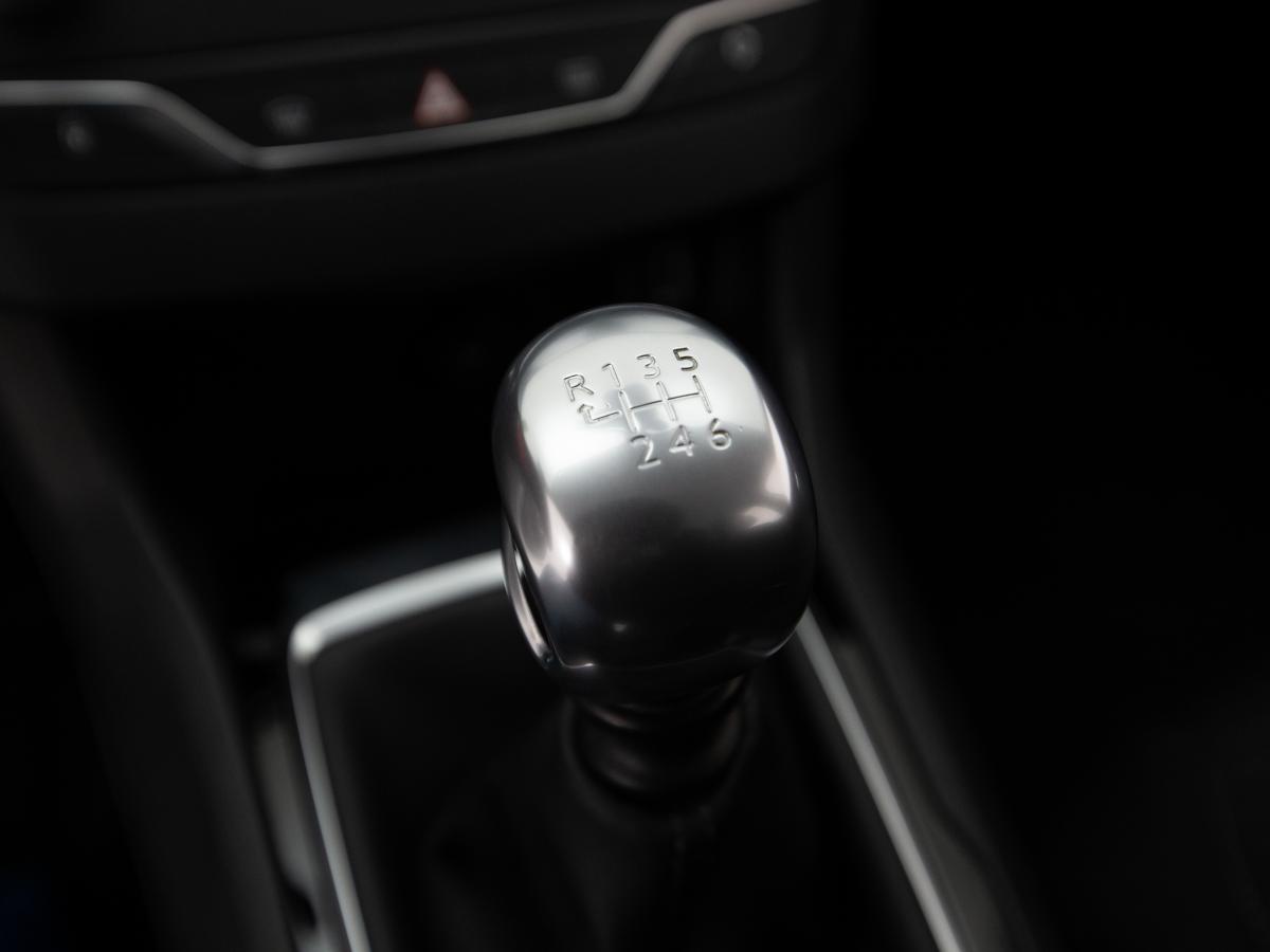 peugeot-308-2019-diesel-1499cc