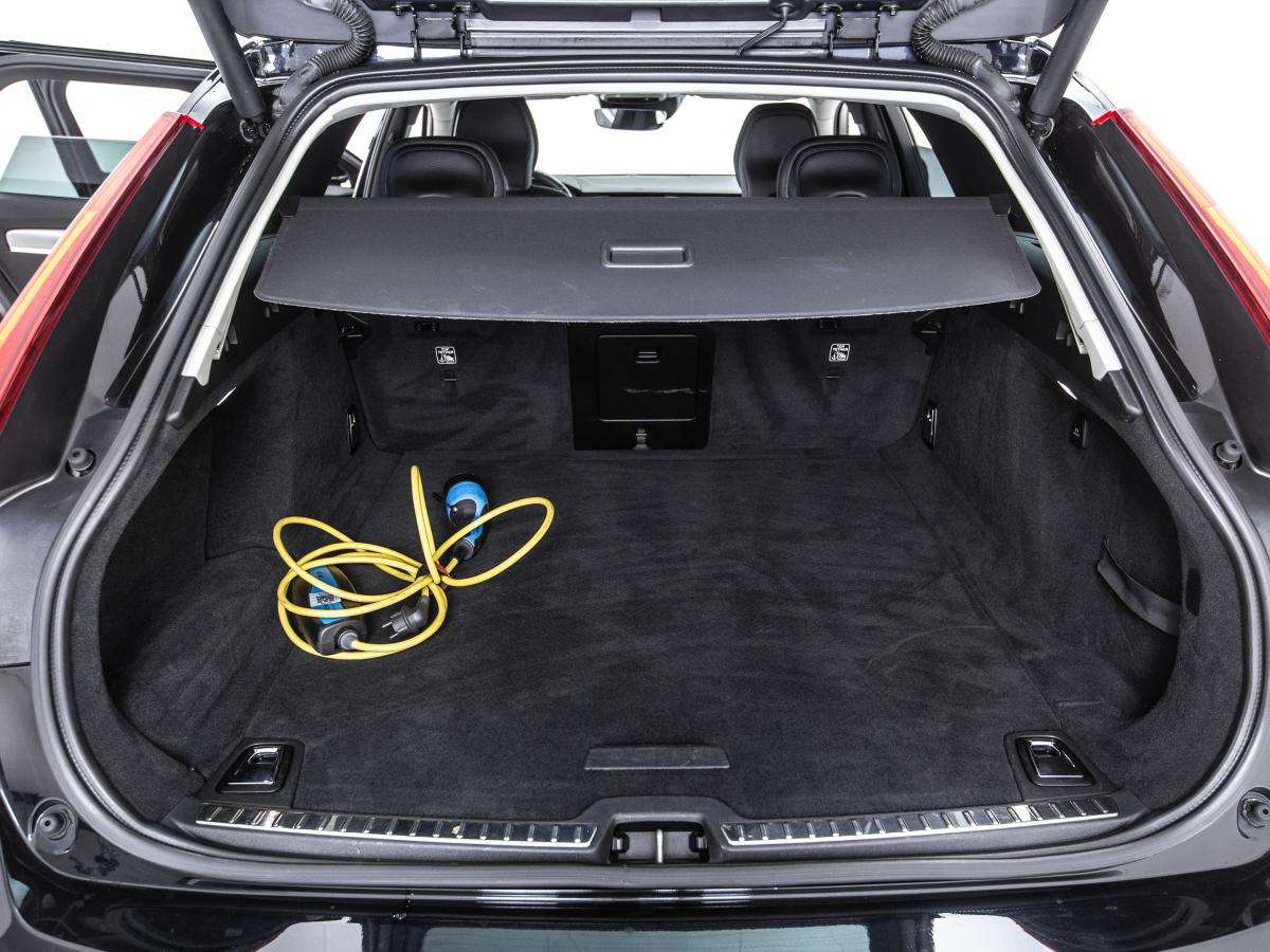 volvo-v90-2019-hibrido-a-gasolina-1969cc