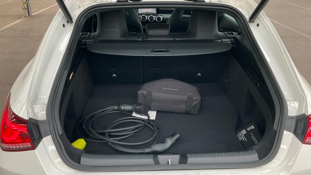 mercedes-benz-cla-2022-hibrido-a-gasolina-1332cc