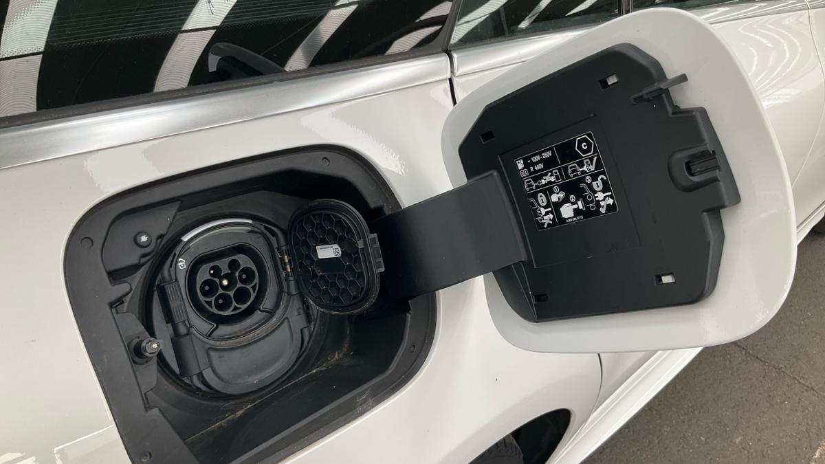 mercedes-benz-cla-2022-hibrido-a-gasolina-1332cc