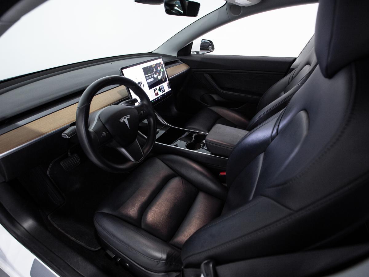 tesla-model-3-2019-eletrico-0cc