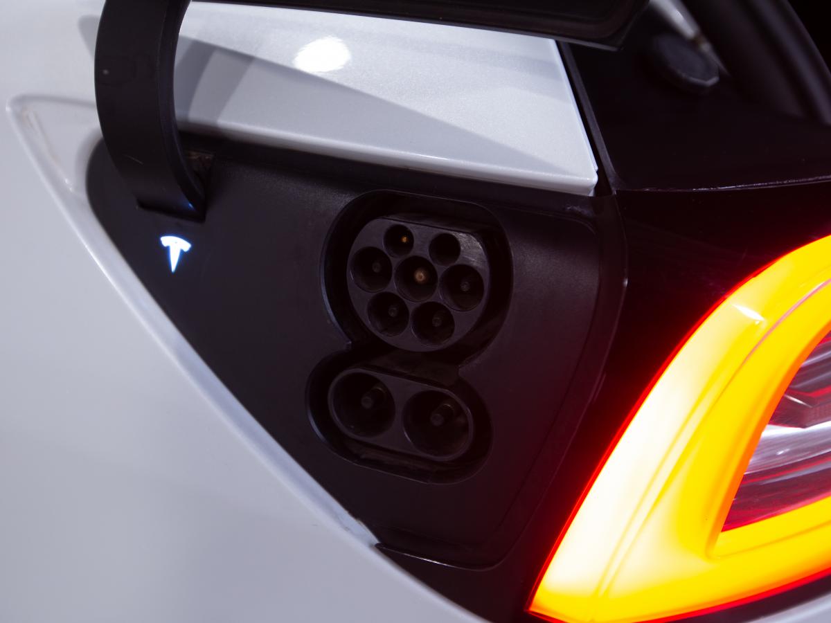 tesla-model-3-2019-eletrico-0cc