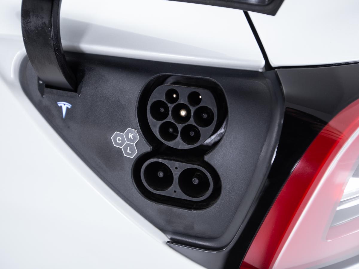 tesla-model-3-2023-eletrico-0cc