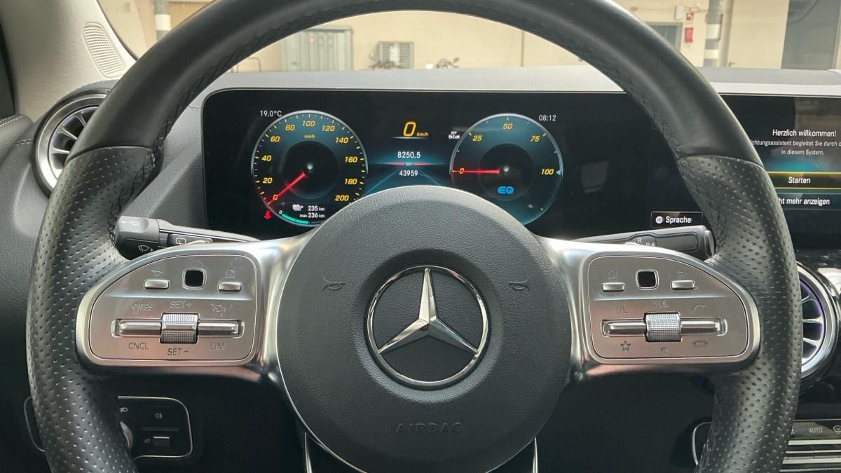 mercedes-benz-eqa-2023-eletrico-0cc