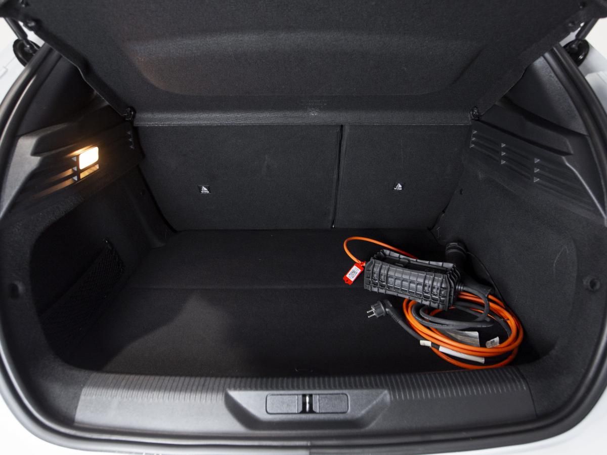 peugeot-308-2023-hibrido-a-gasolina-1598cc