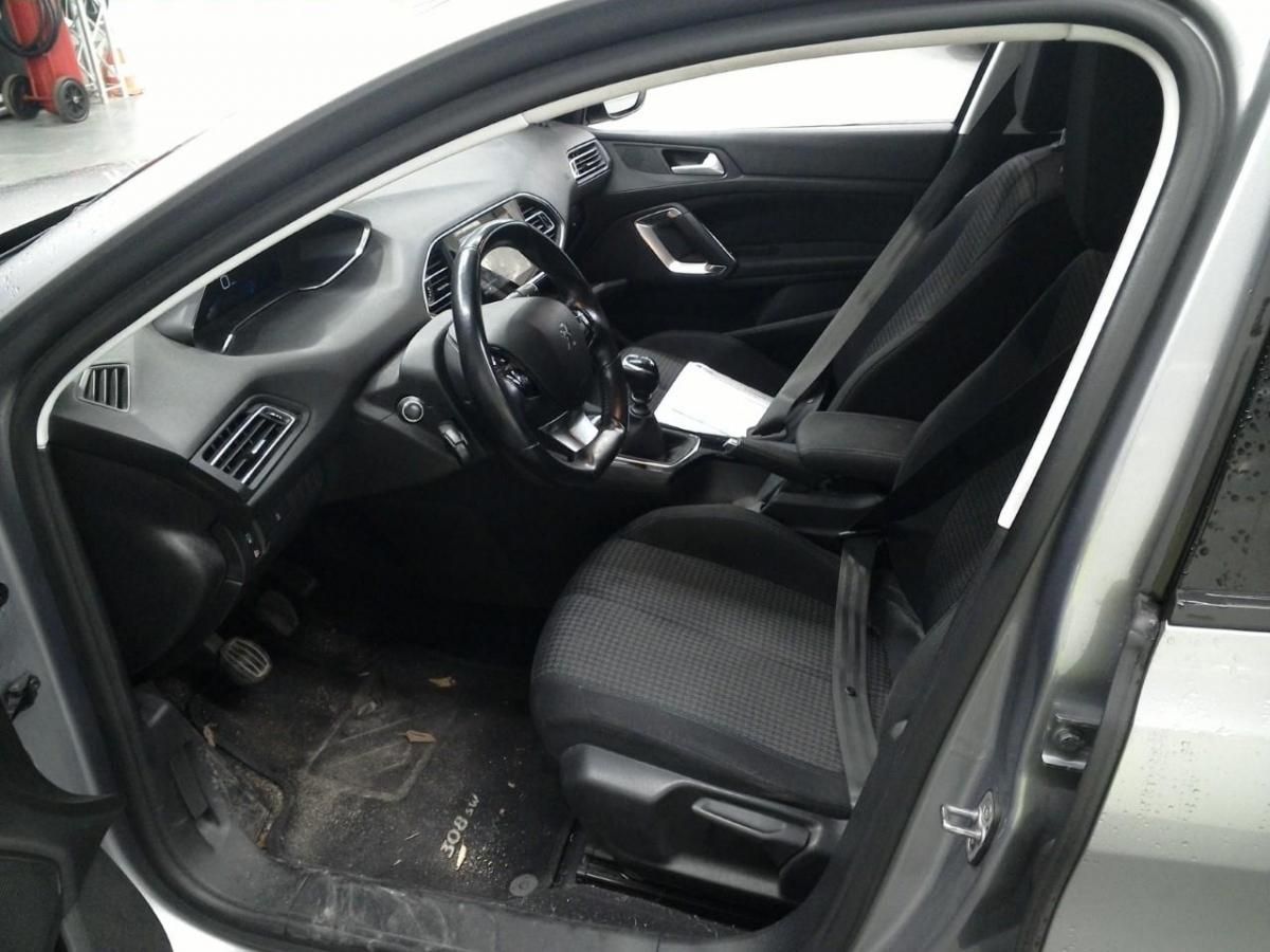 peugeot-308-sw-2020-diesel-1499cc