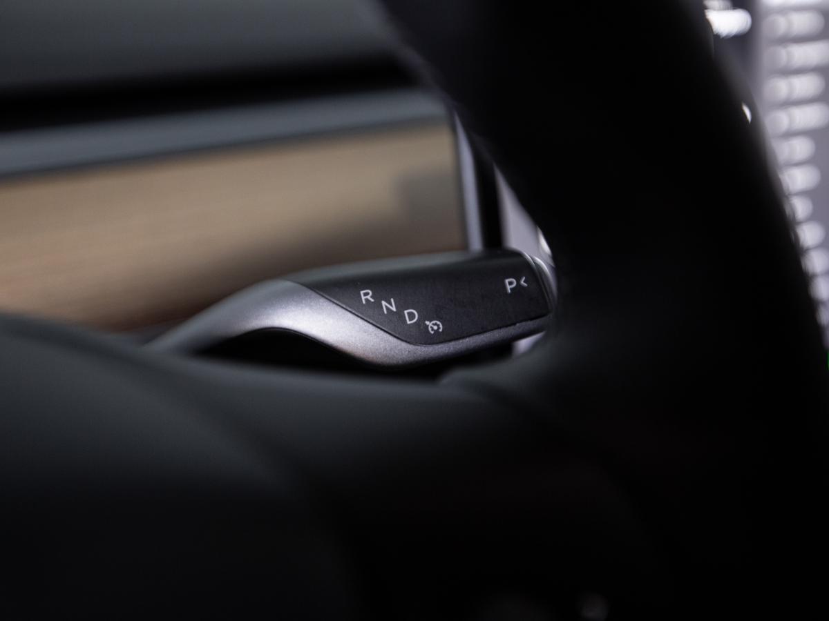 tesla-model-y-2023-eletrico-0cc