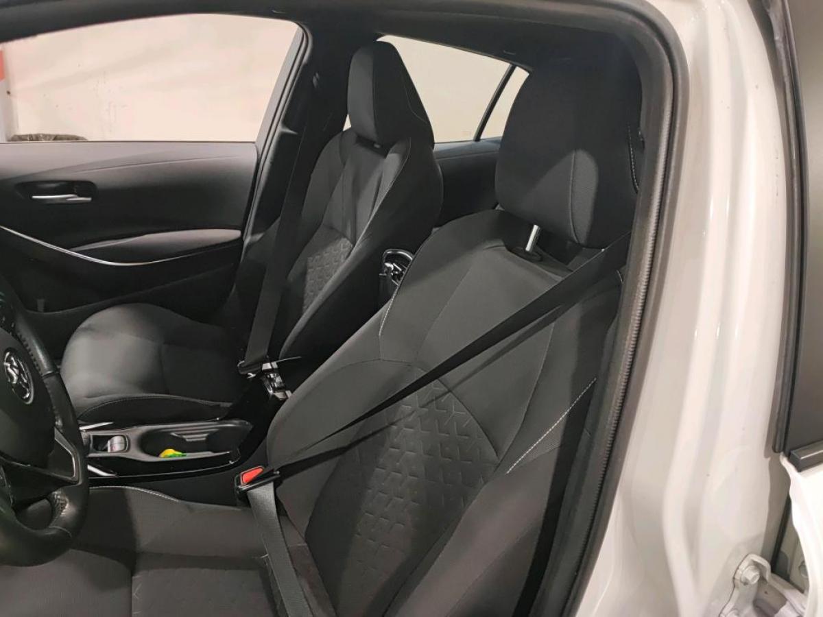 toyota-corolla-2021-hibrido-a-gasolina-1798cc