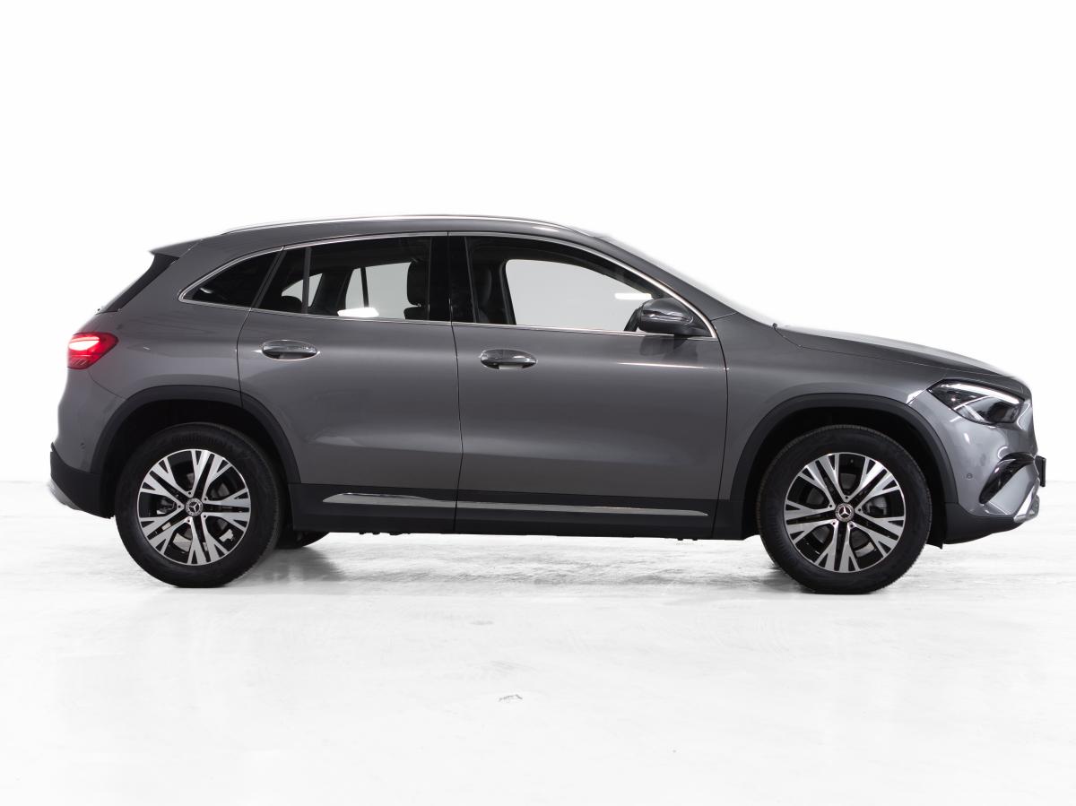 mercedes-benz-gla-2024-gasolina-1332cc