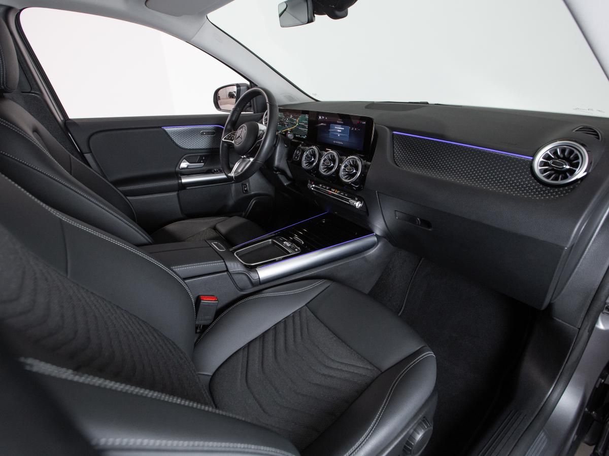mercedes-benz-gla-2024-gasolina-1332cc