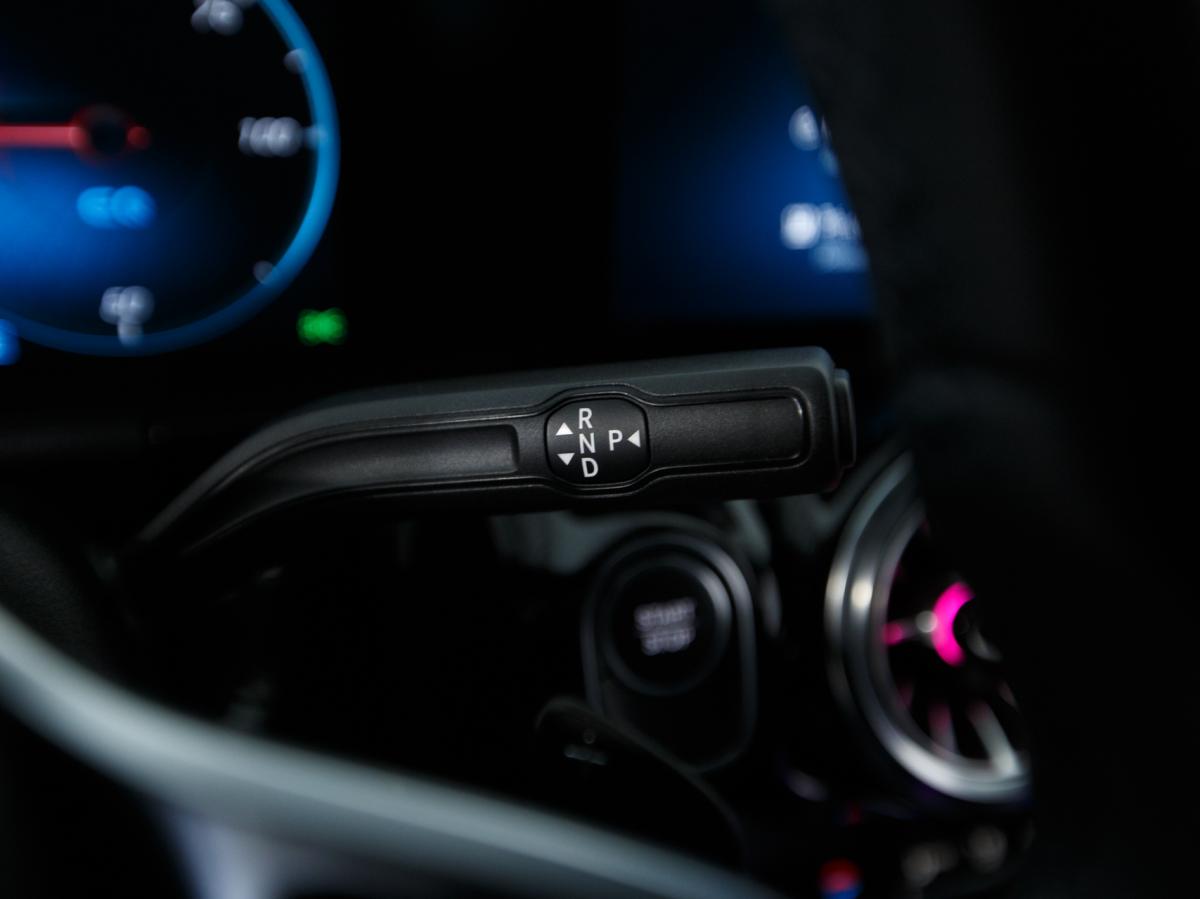 mercedes-benz-eqa-2023-eletrico-0cc