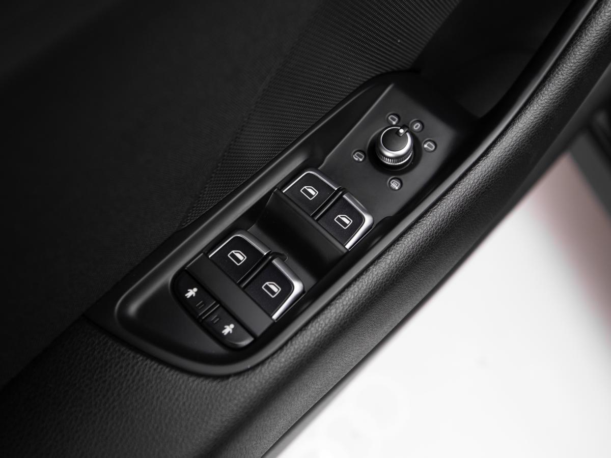 audi-a3-limousine-2015-diesel-1598cc