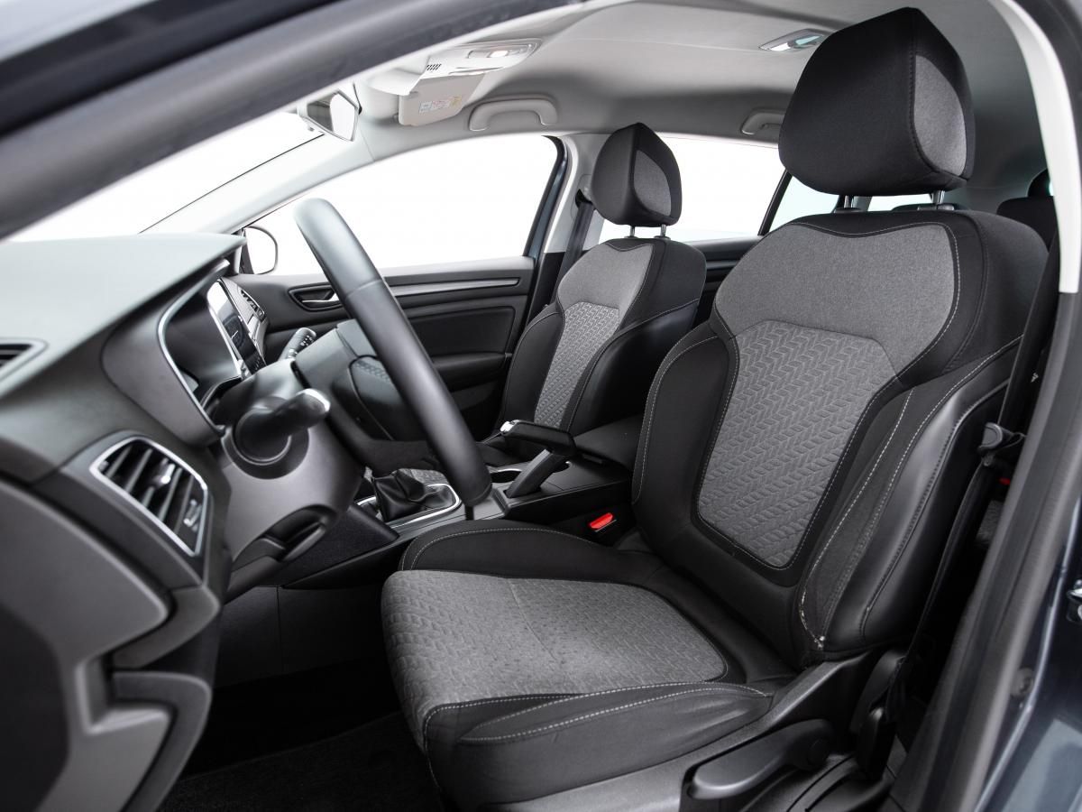 renault-megane-sport-tourer-2022-diesel-1461cc