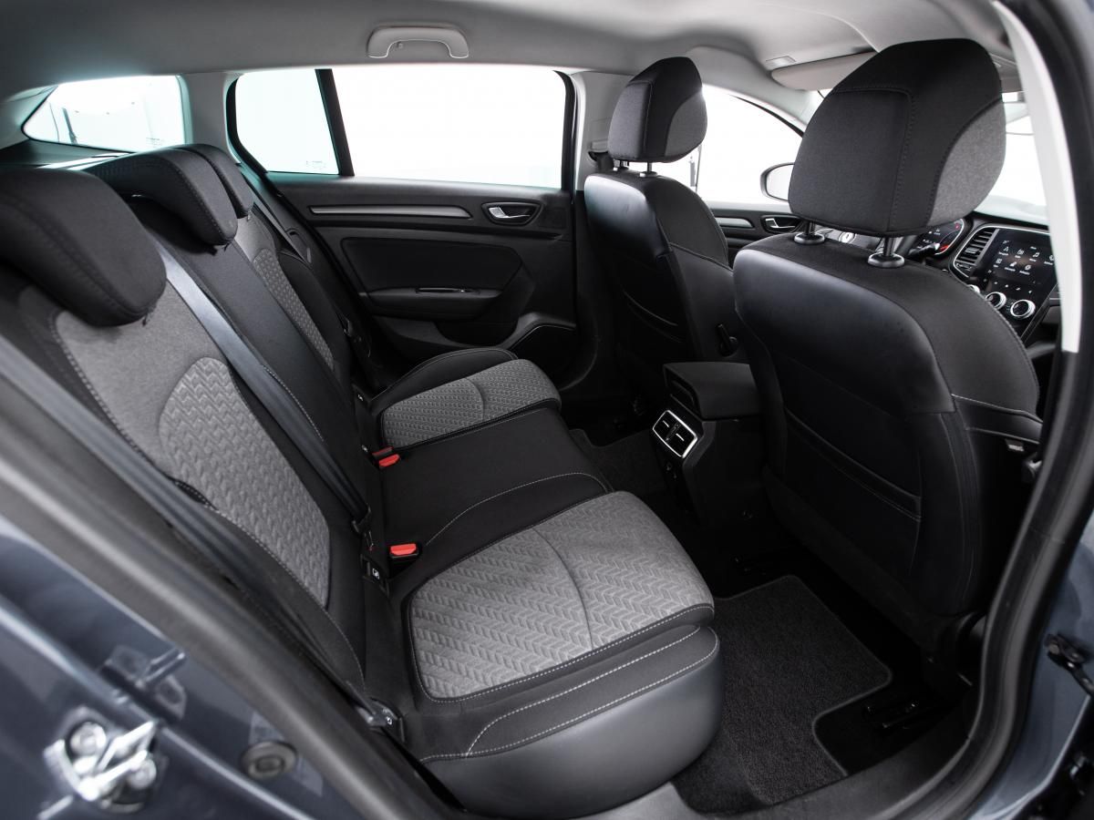 renault-megane-sport-tourer-2022-diesel-1461cc