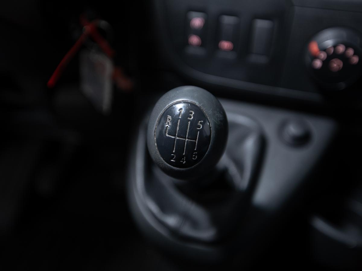 renault-master-2019-diesel-2299cc